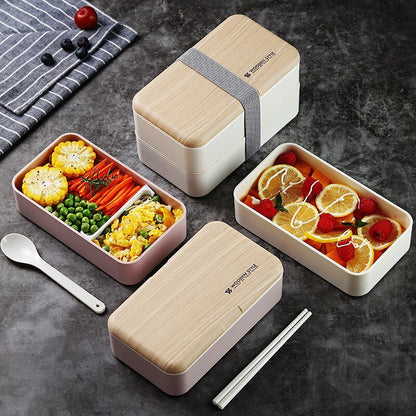 bento box garni de nourriture fruit 